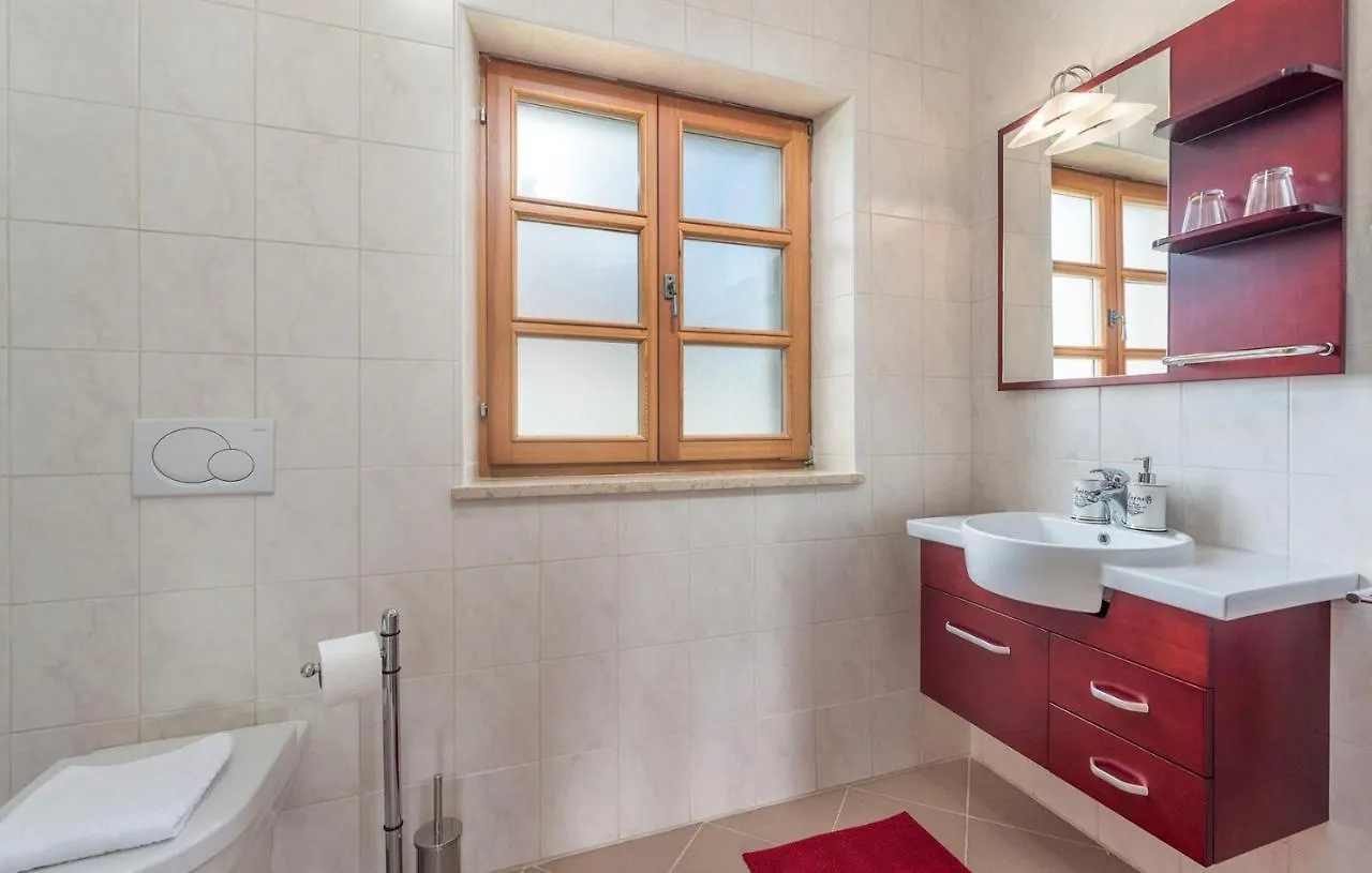 Villa Vernier With Private Pool And Jacuzzi Kringa