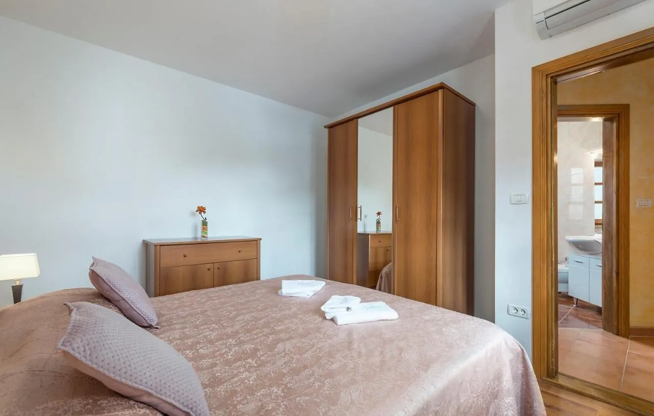 Villa Vernier With Private Pool And Jacuzzi Kringa 0*,  克罗地亚